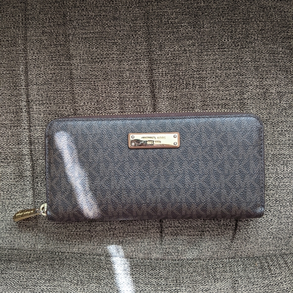 Michael Kors Zip around wallet.